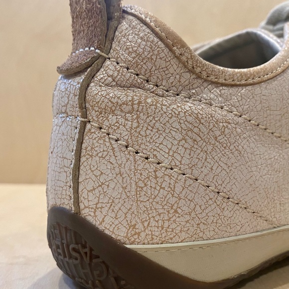 Cushe Men’s Cracked Leather BOWLER Sneaker US8 UK7 EUR41 in Off White and Red - Picture 16 of 16